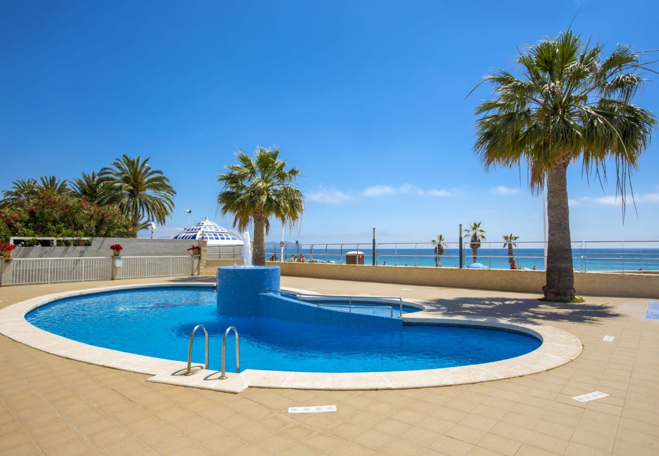 Appartement à Calpe / Calp - BELLE APARTMENT DE UN CHAMBRE AVEC GRAND TERRACE ET VUE SUR LA MER- PREMIER LINE